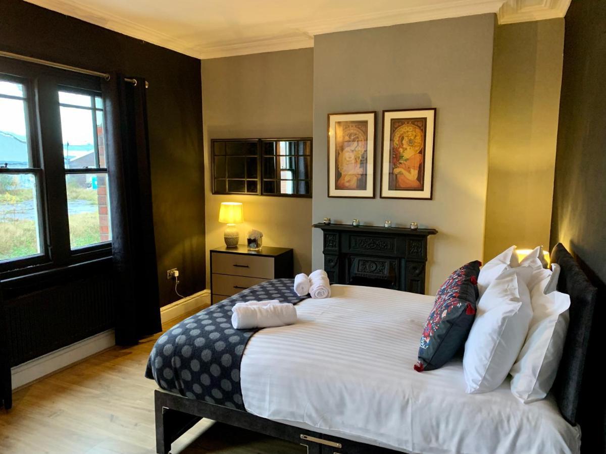 Stamer House By Yourstays, Stylish Quirky House, With 4 Double Bedrooms, Book Now! Stoke-on-Trent Kültér fotó