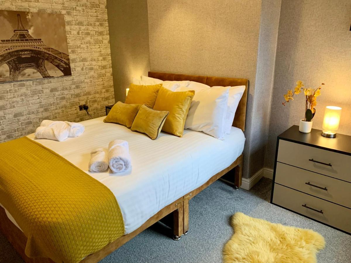 Stamer House By Yourstays, Stylish Quirky House, With 4 Double Bedrooms, Book Now! Stoke-on-Trent Kültér fotó