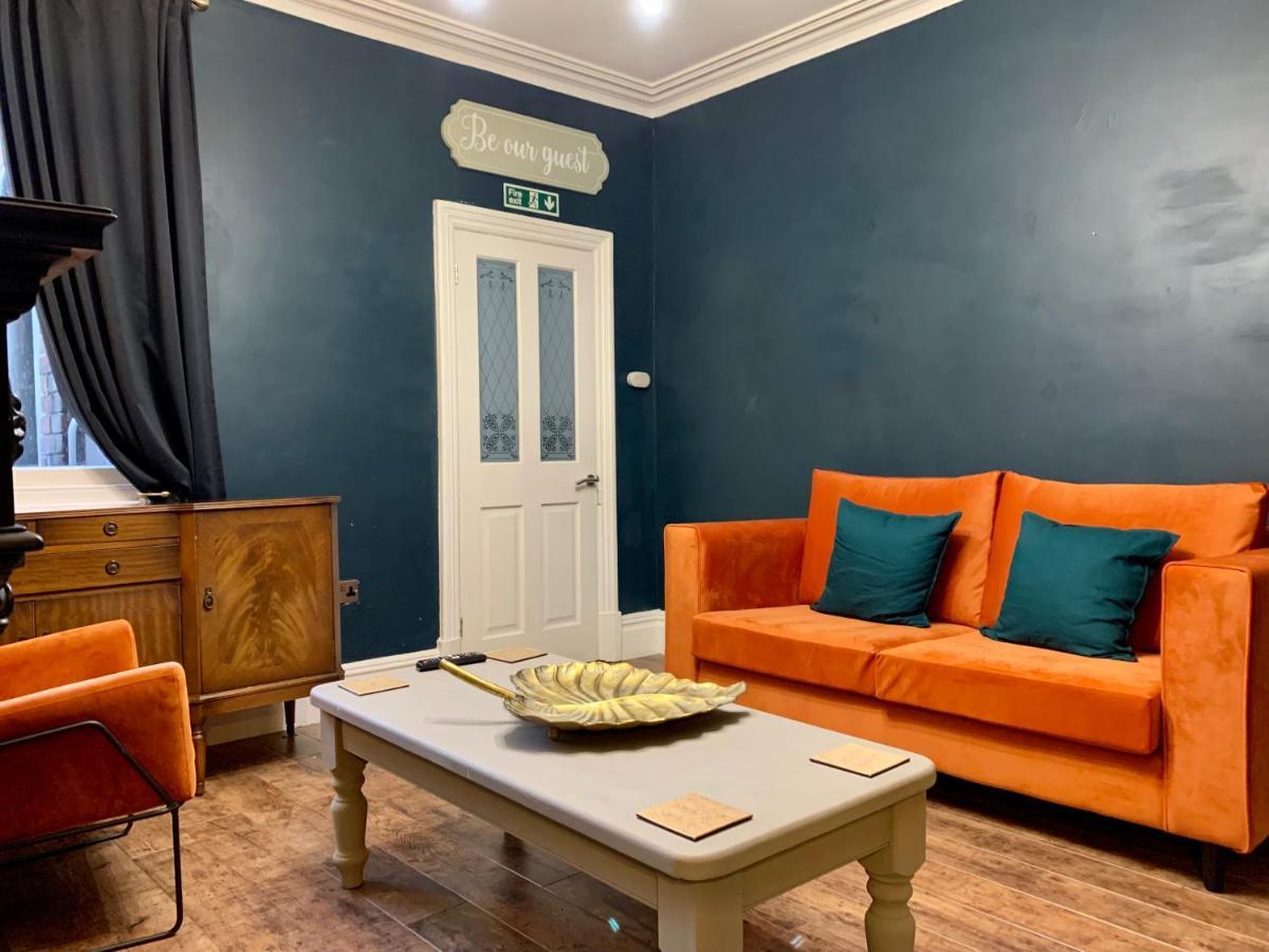 Stamer House By Yourstays, Stylish Quirky House, With 4 Double Bedrooms, Book Now! Stoke-on-Trent Kültér fotó