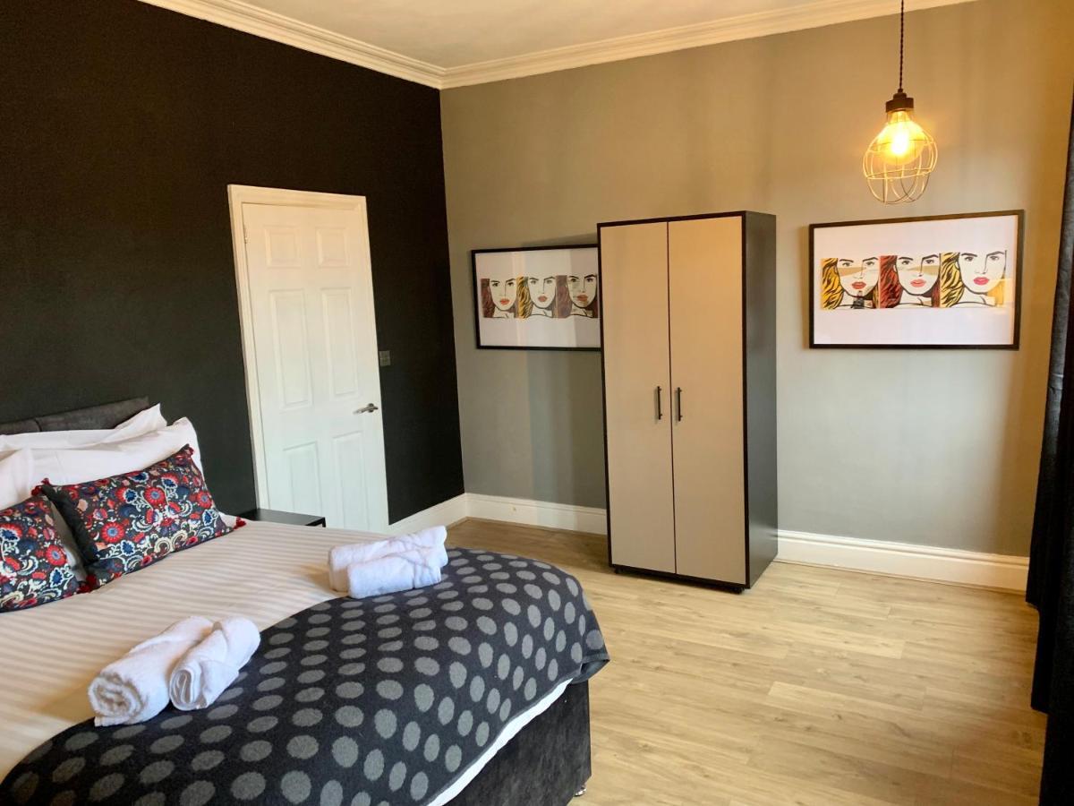 Stamer House By Yourstays, Stylish Quirky House, With 4 Double Bedrooms, Book Now! Stoke-on-Trent Kültér fotó